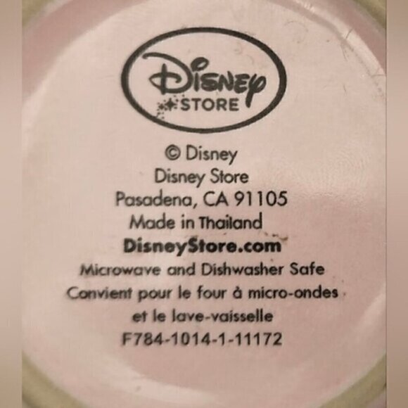 Disney Store - Minnie Mouse Holiday Mug. Limited edition - Picture 10 of 10